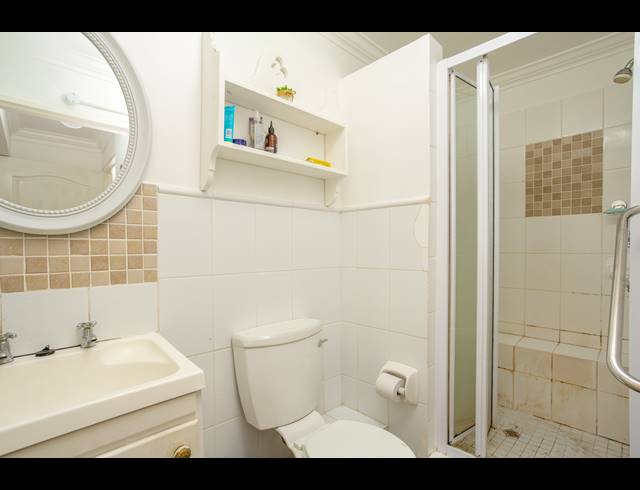 2 BEDROOM APARTMENT FOR SALE IN KENILWORTH UPPER